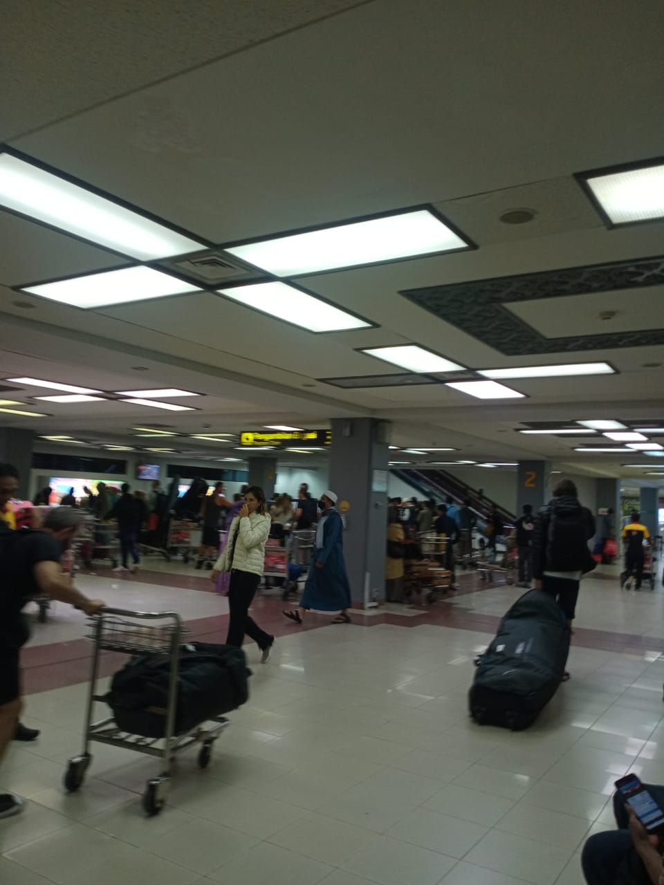 Pengawasan Situs Arus Mudik Hari Pertama Pasca Libur Lebaran 2023 di Bandara Internasional Minangkabau