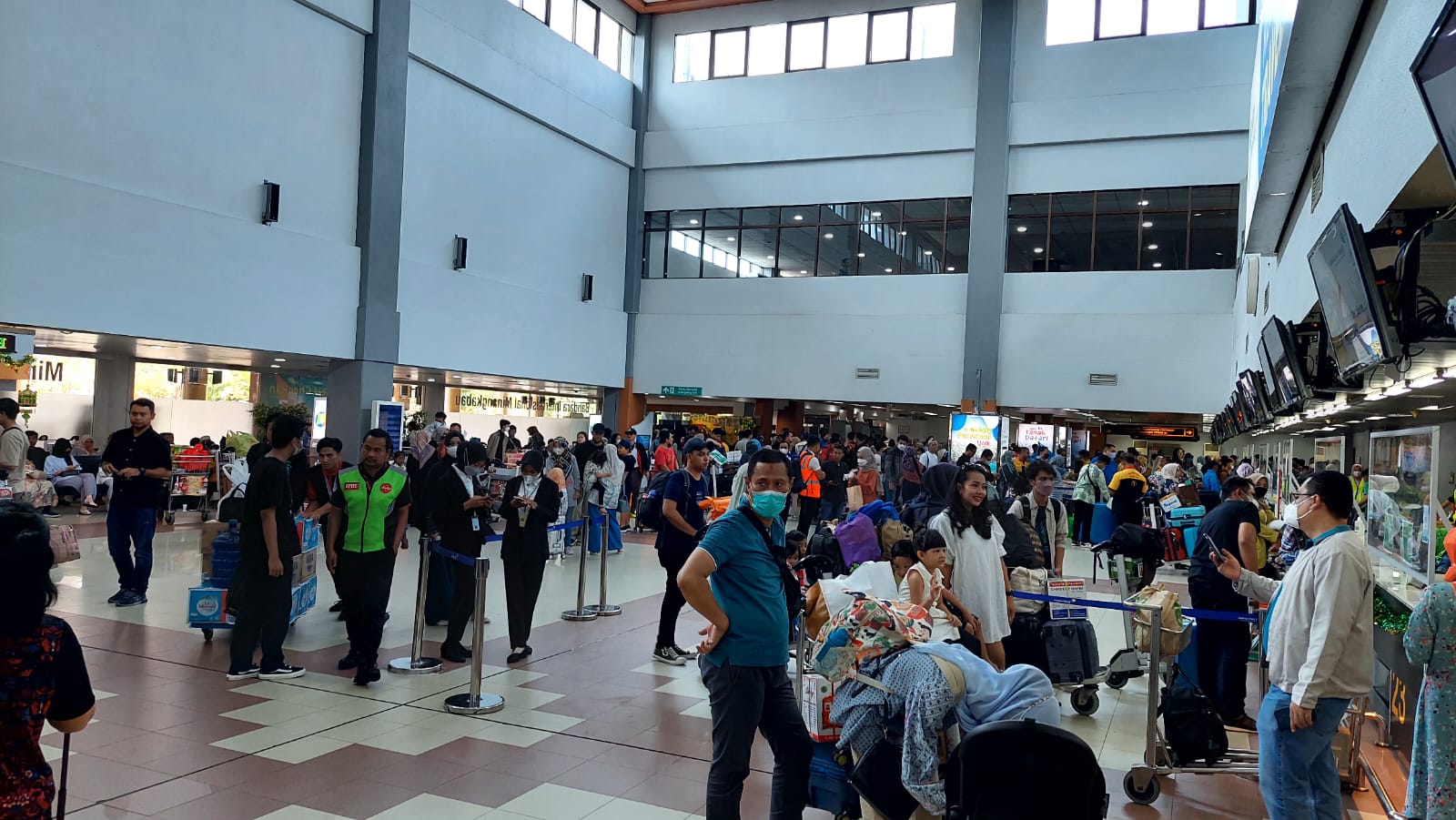 Tetap Sehat Saat Arus Balik Mudik di Cuaca Tidak Menentu