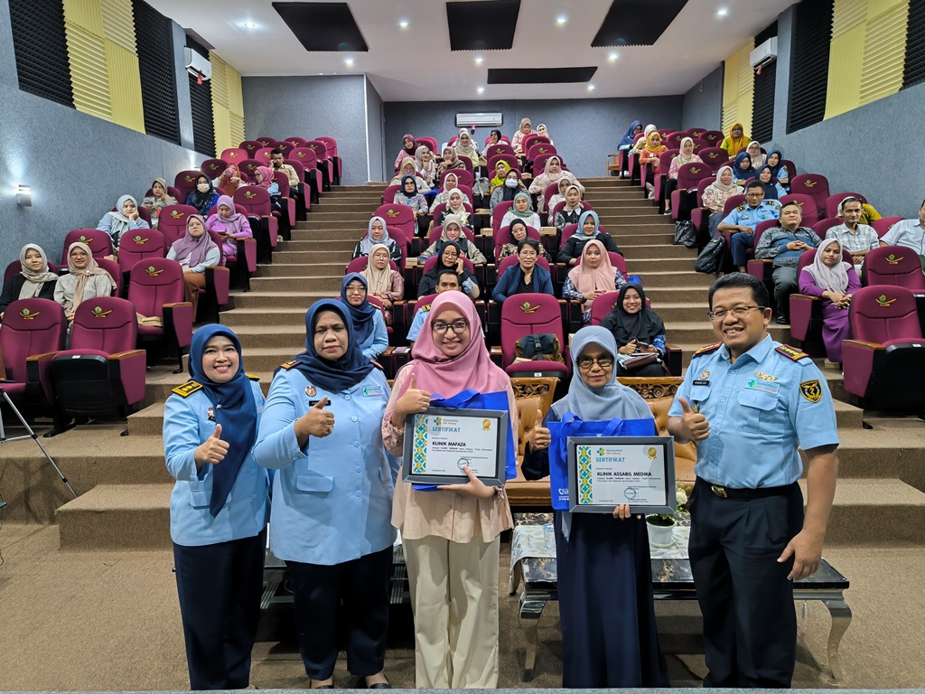 Kegiatan Evaluasi Hasil Pengawasan Klinik/ Rumah Sakit Pelaksana Vaksinasi Internasional