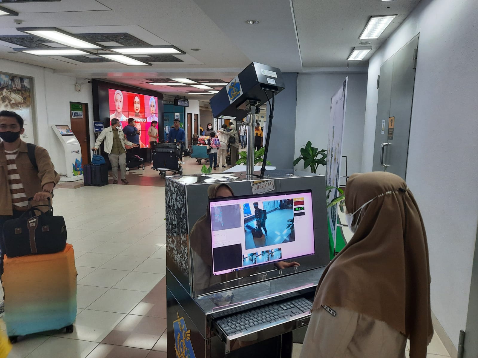 Kondisi Arus Mudik H-5 Idul Fitri 1444 H / 2023 M di Bandara Internasional Minangkabau