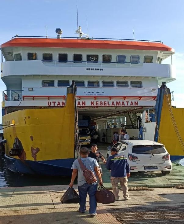 KKP Padang Tingkatkan Pengawasan Angkutan Penyebrangan Kapal Ferry di Pelabuhan Bungus