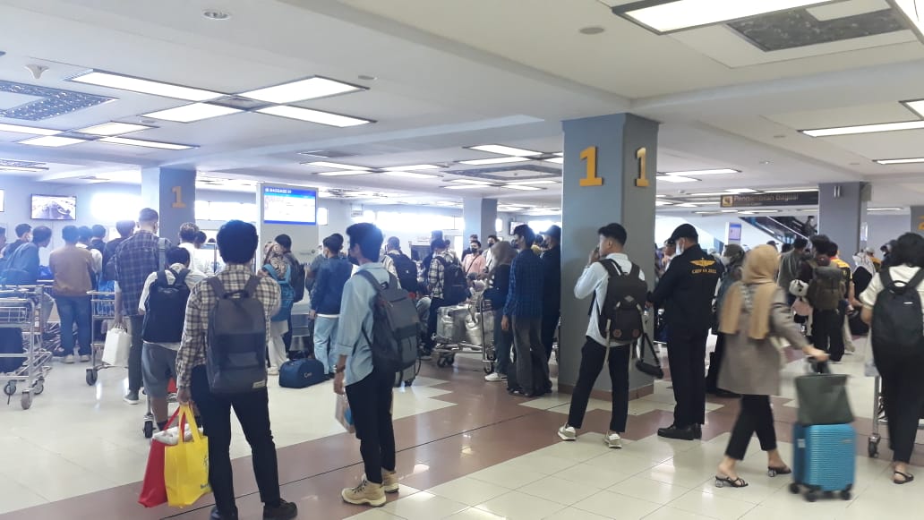 H-1 Lebaran, Jumlah Penumpang di Bandara Internasional Minangkabau Capai 5000 Orang