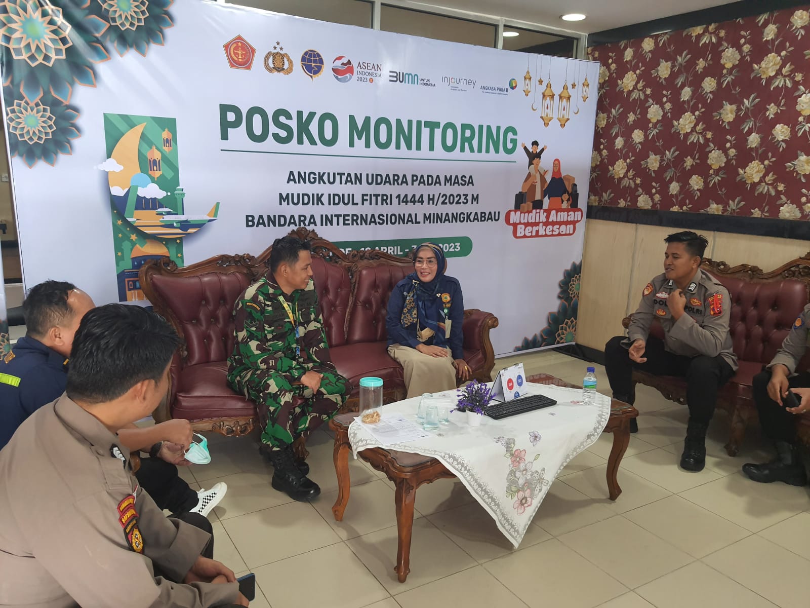 Pemantauan Arus Mudik dan Balik Hari Raya Idul Fitri 1444 H/2023 M di Bandara Internasional Minangkabau